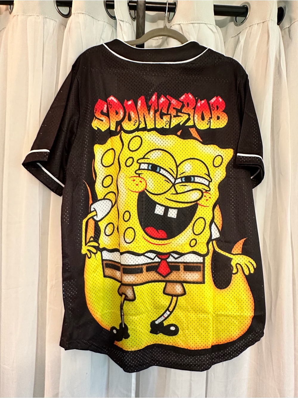 Nickelodeon SpongeBob Yellow & Black Mesh Graphic Jersey - Picture 6 of 7